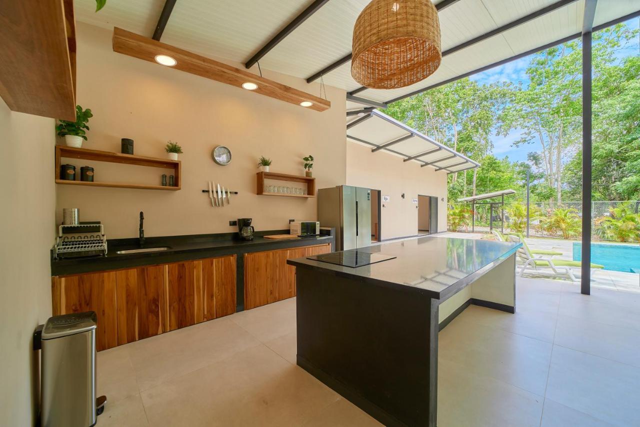 Lalola Villa Privada Cahuita Bagian luar foto